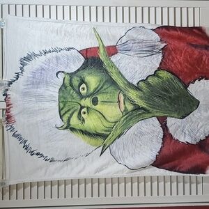Festive Dr Seuss Grinch Holiday Throw Blanket - Super Soft Cozy Lapsize NWT